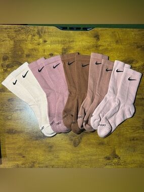 Nike Crew Socks